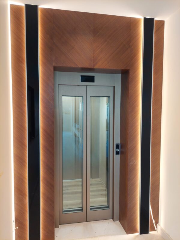 Thang máy không phòng máy hố pit thấp Orona HomeLift